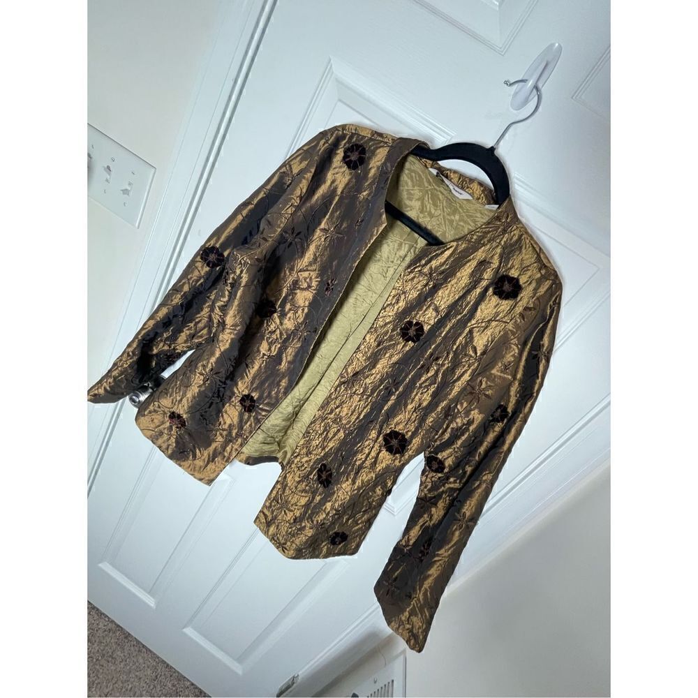 Avenue women’s open jacket embroidered satin flowers 14/16